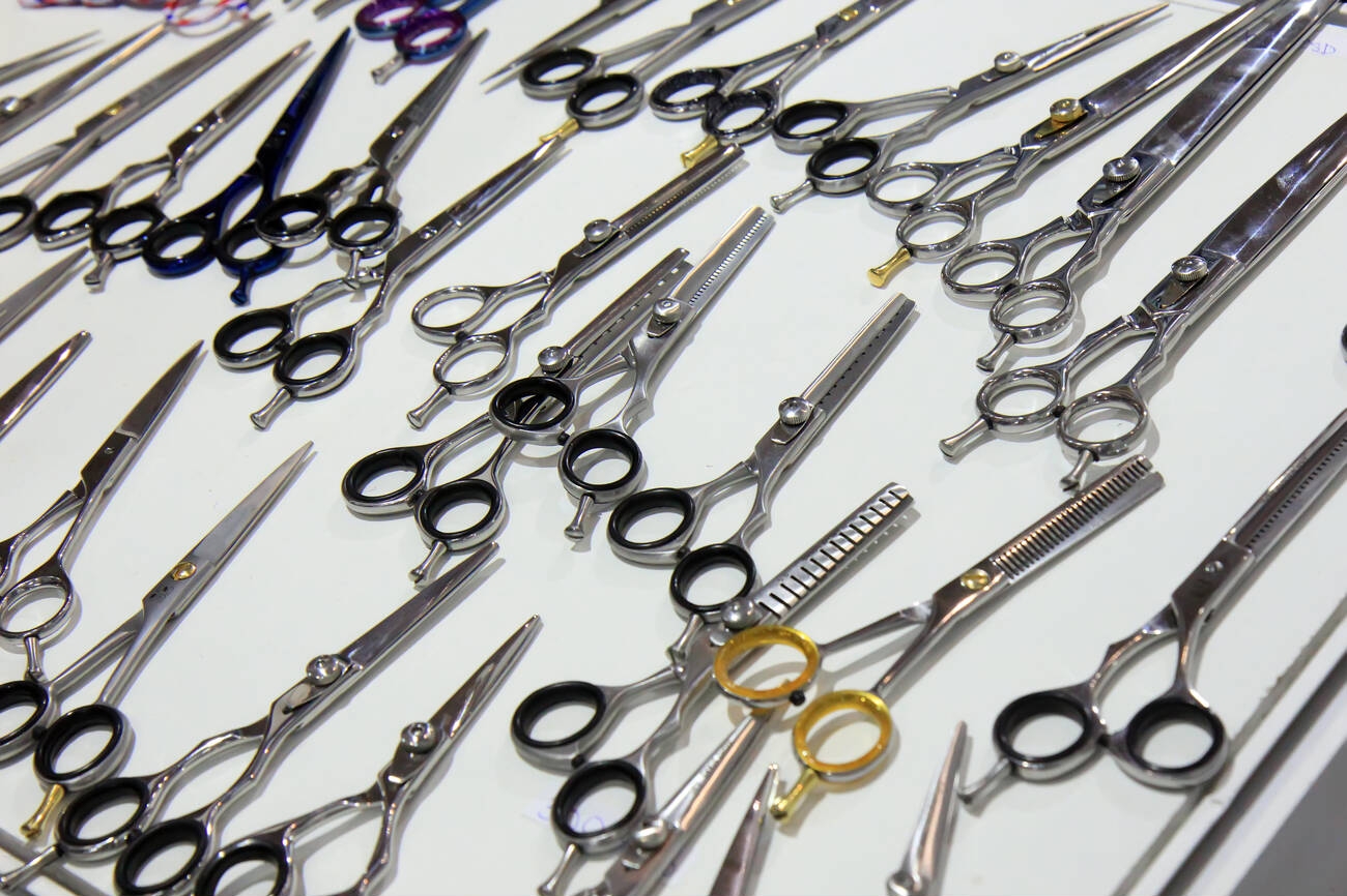 What are The Different Types Of Hairdressing Scissors?